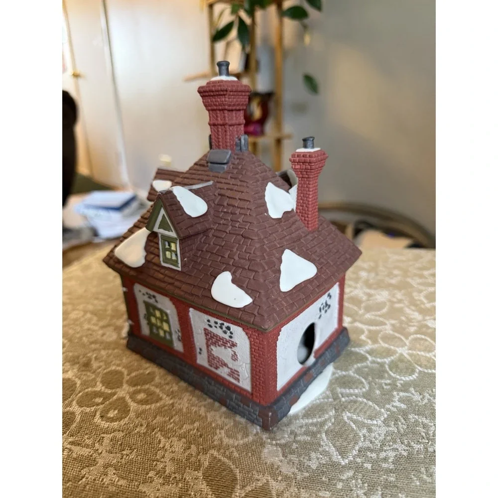 Dept 56 Dickens Village Wm Wheat Cakes & Puddings 5808-4 Retired w Box